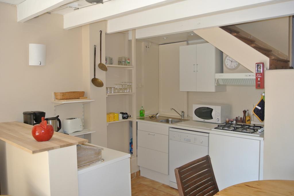 شقة En Avignon 30133 Les Angles Les Angles  الغرفة الصورة