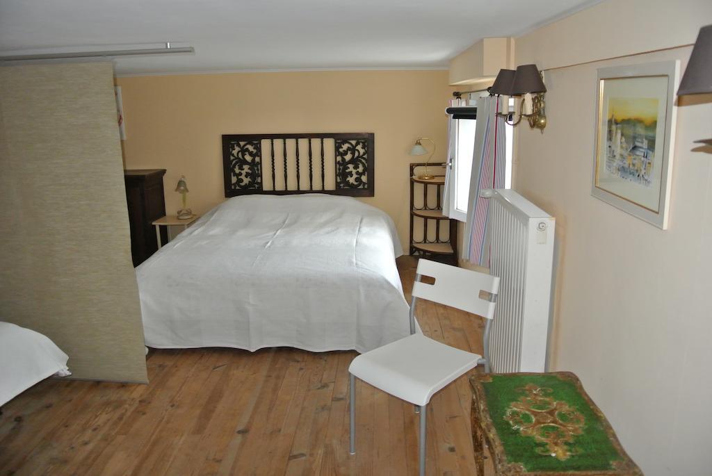 شقة En Avignon 30133 Les Angles Les Angles  الغرفة الصورة